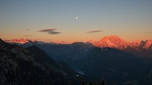 Watzmann mit Königssee bei Sonnenaufgang
