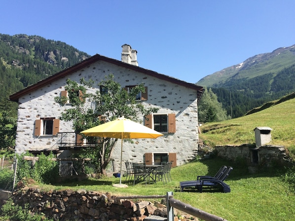 Berghaus Beni für 2-8 P, Val Poschiavo nahe Engadin