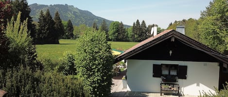 Wunderschönes Ferienhaus BergeBlick in Wackersberg