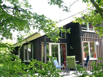 Ferienhaus für 5 Personen mit Kamin & Sauna, WLAN,  ruhige Lage im Weserbergland