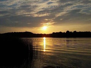 Sonnenuntergang am See 