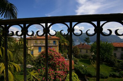 Fantástica ubicación con vista al lago en la orilla oeste del Lago Maggiore