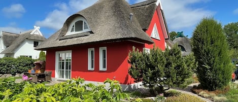 Herzlich Willkommen ! in unserem FH "Strandläufer" in Glowe auf der Insel Rügen 