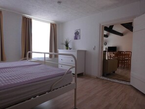 Perspektive 2, großes Schlafzimmer