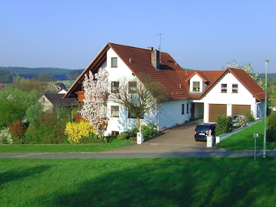 Quiet, acc. Apartment in the heart of Franconia, away from through traffic 