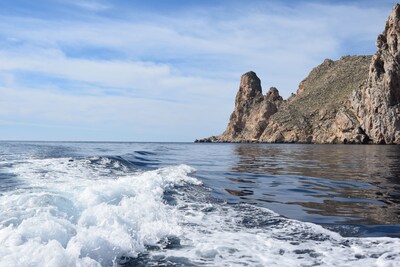 Casa Limonada for 6 people - with sea views near the beach.