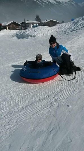 Snow and ski sports