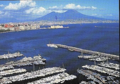 Large apartment near Naples, the Vesuvio, Pompei, Capri, Ischia, Amalfi. 