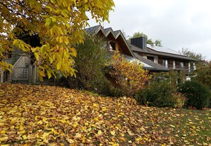 Außenansicht der Ferienwohnung Afrikanischer
Traum im Herbst