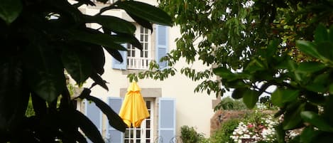 La jardin clos plein sud