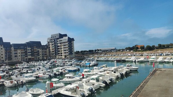 Marina