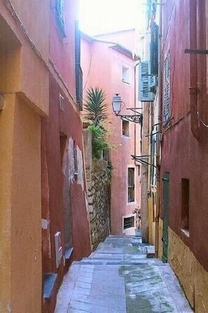 the little street