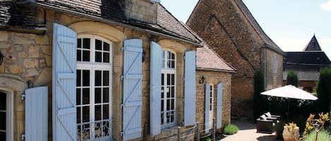 La maison avec jardin clos