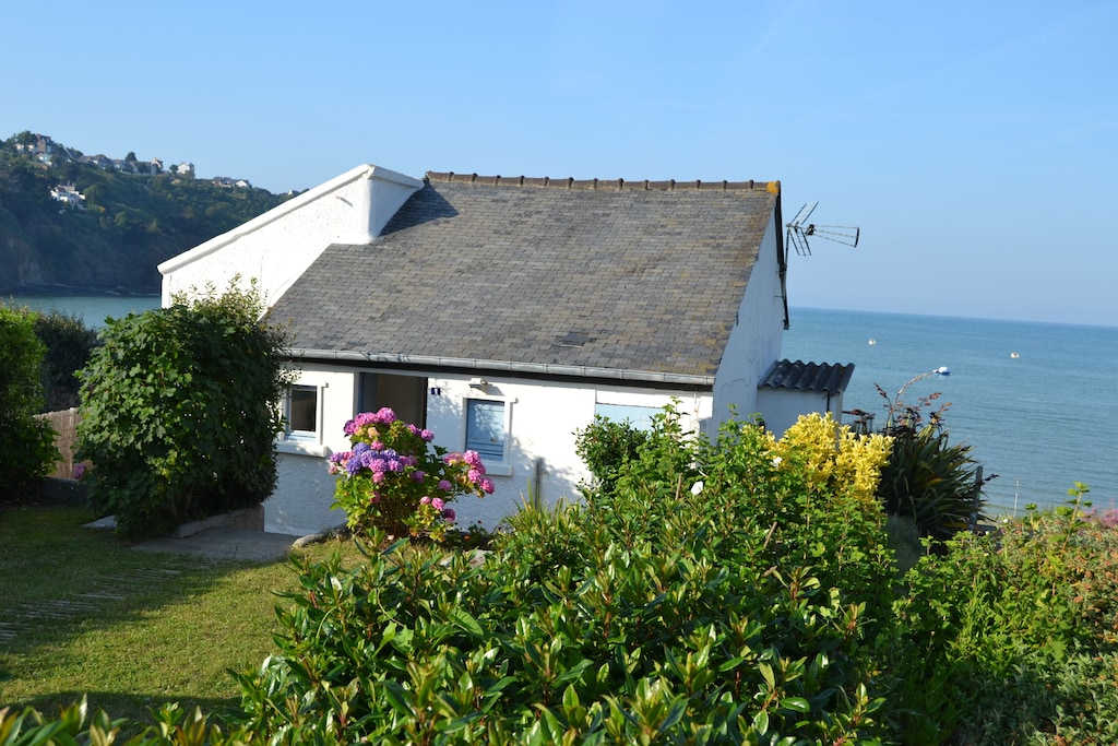 Kleines Haus mit Blick auf das Meer, außergewöhnlicher