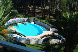 Piscine vue du balcon