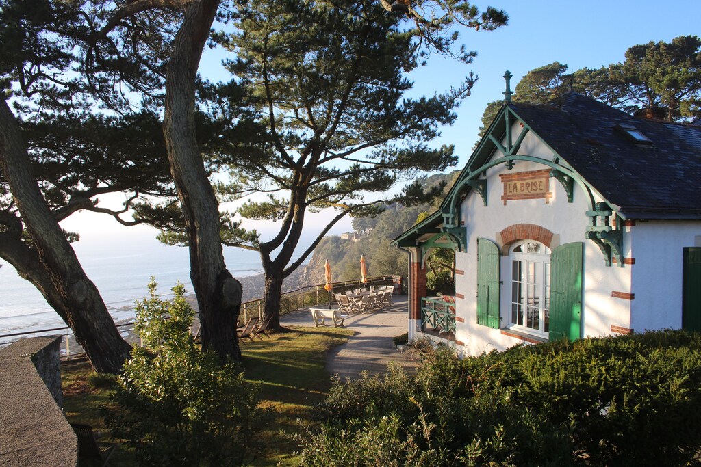 Picture of villa