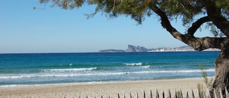 La plage des Lecques à 400m de l'appartement. en Octobre.