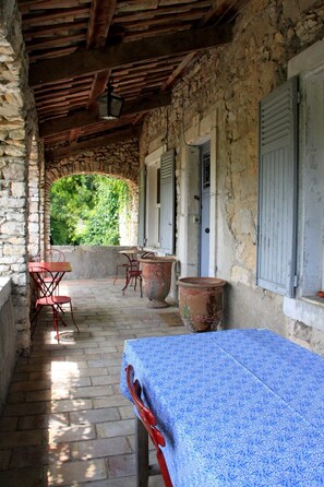 Terrace/patio