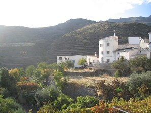 la maison ,a gauche