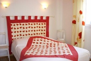 Chambre 1 (1 lit en 140)