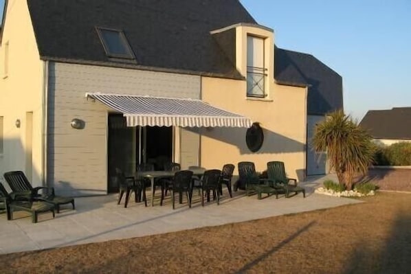 Facade avec terrasse de 60 M2