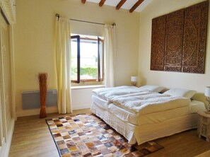 Location vacances LES VIGNERES mas à louer 4 chambres