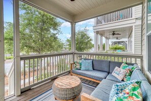 Front screened in porch