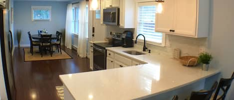 Brand New Kitchen with Quartz countertops