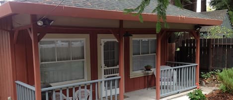 Front of Cottage. Covered Porch.