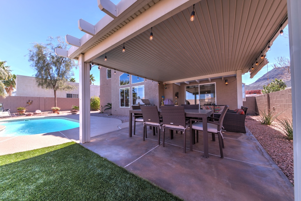 Vacation Rentals In Henderson