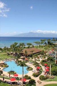 Stunning Ocean View Top Floor Shaded Lanai 2BR/ 2BA Condo