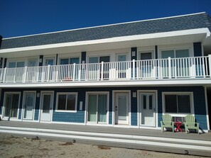 Unit Front (Top Unit)