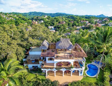 Aerial shot of Casa Paloma and the surrounding community.