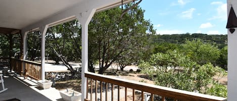Beautiful Hill Country home on 3 private acres in the heart of Concan.