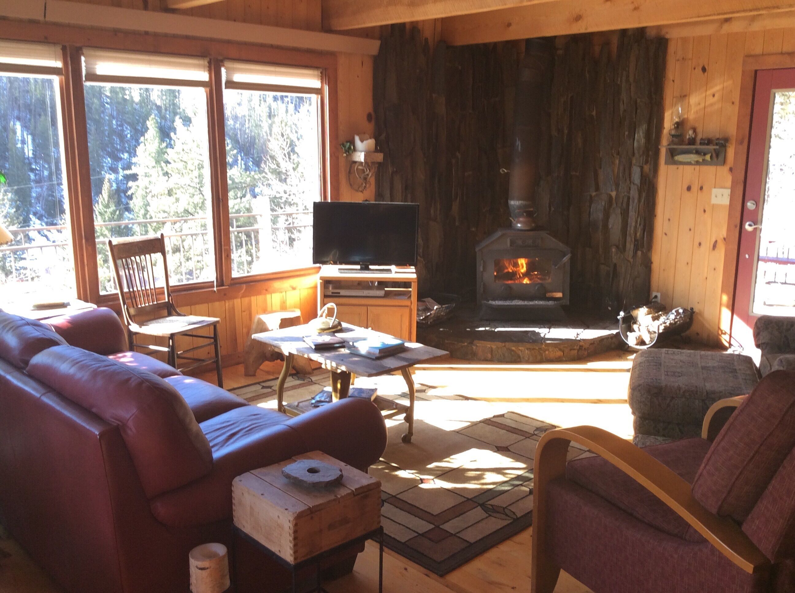 クリスマスファッション Black the of Heart the in Cabin Cozy Hills Vrbo | Rochford - その他