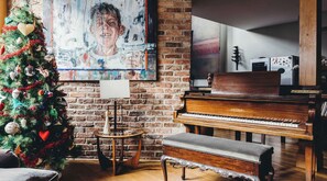 Ground floor living / kitchen / dining space with piano
