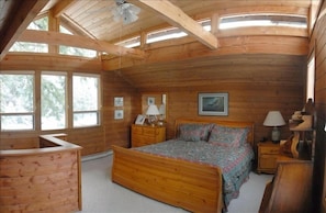 Large, bright and airy master bedroom with kingsize sleighbed and secretary-desk