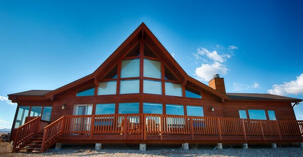 The residence facing east to the Tobacco Root mountains.