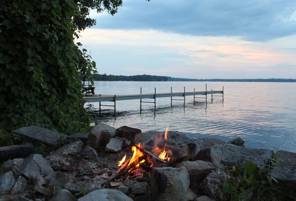 Fire pit 