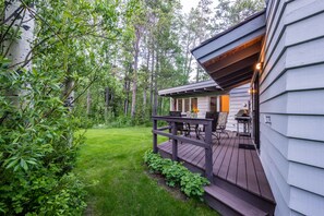 Private back deck