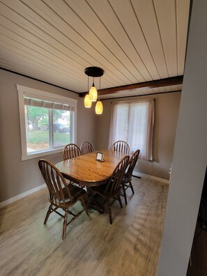 Amish build dining table with extra leaves in the utility closet.