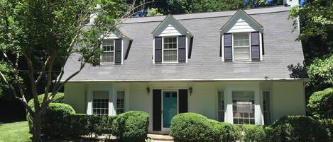 Front of house and yard