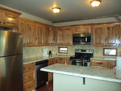 Quiet cabin in the woods on 70 acres