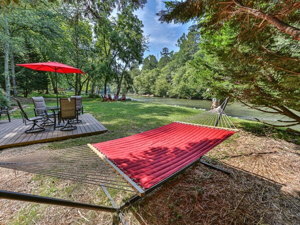 Welcome to Edgewater Dreams!