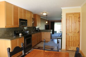 Kitchen and dining area.