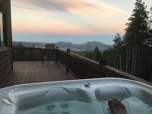 skys, mountains, tubs, and toes