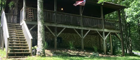 Fox Den Cabin