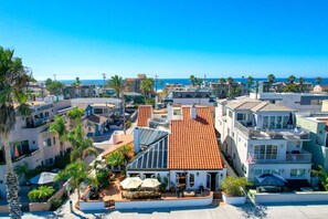 Location Location! Bayfront but 2 blocks to the Ocean