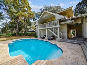 Pool at 35 Heritage Road