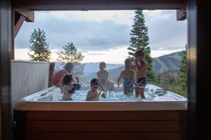 Hot tub with views of Lone Peak ... room for 8 adults ... OR ... lots of KIDDOS